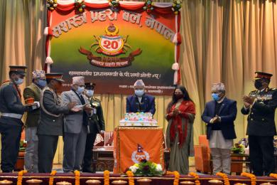 सङ्कटका बेला सशस्त्र प्रहरीले खेलेको भूमिकाको प्रशंसनीय : प्रधानमन्त्री ओली 